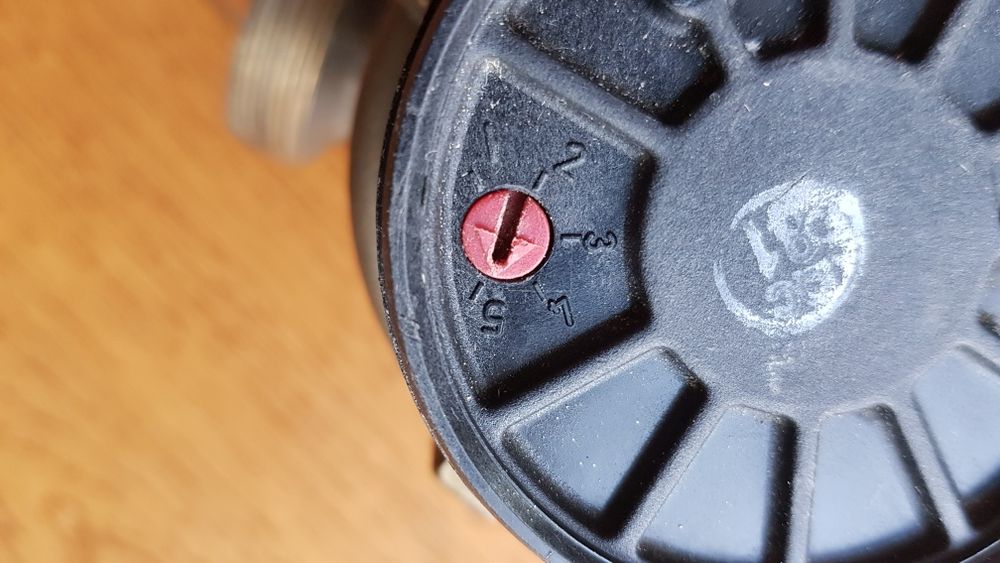 Pompa curent continuu 12V D5-35/100B Laing / Lowara