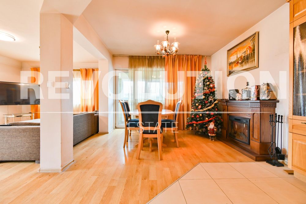 Дава се под наем Тристаен апартамент в София, Лозенец - 143 кв.м за 1000 € - Снимка #4