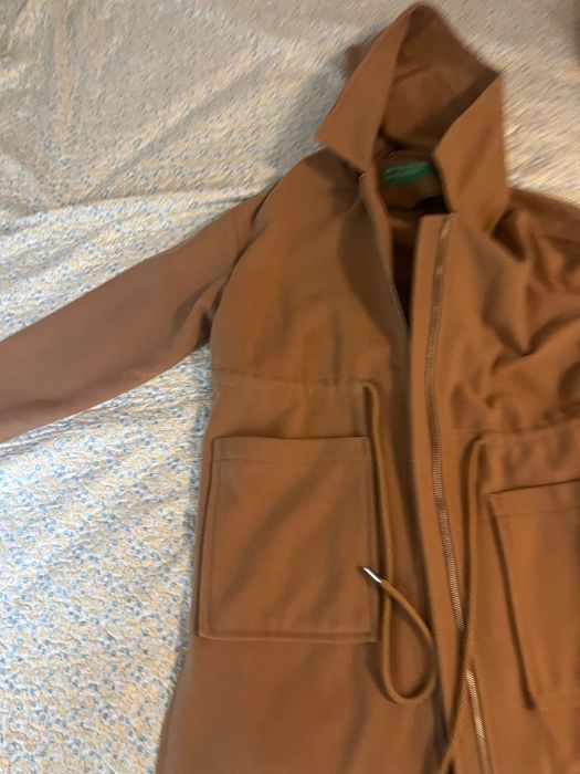 Палто Бенетон ново