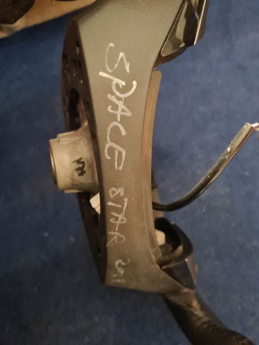 Volan piele cu comenzi Mitsubishi space star 2018,Mazda 5