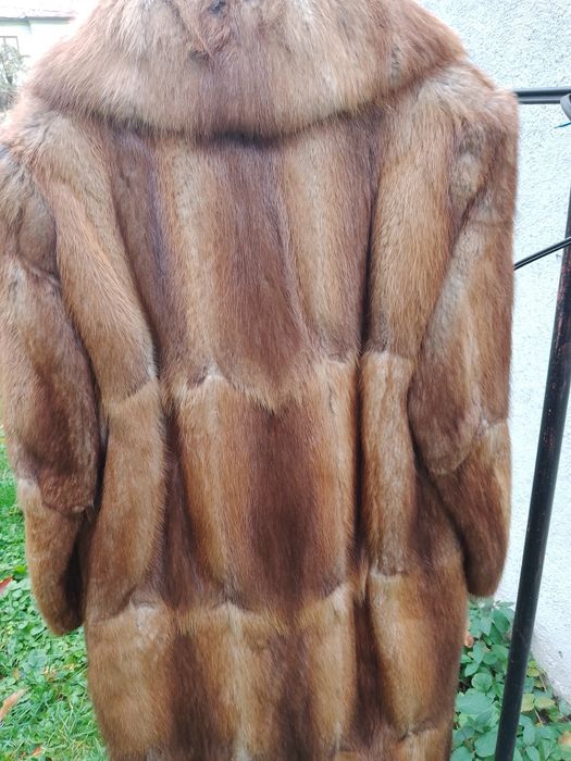 Vând haină blană vizam,stare perfecta.