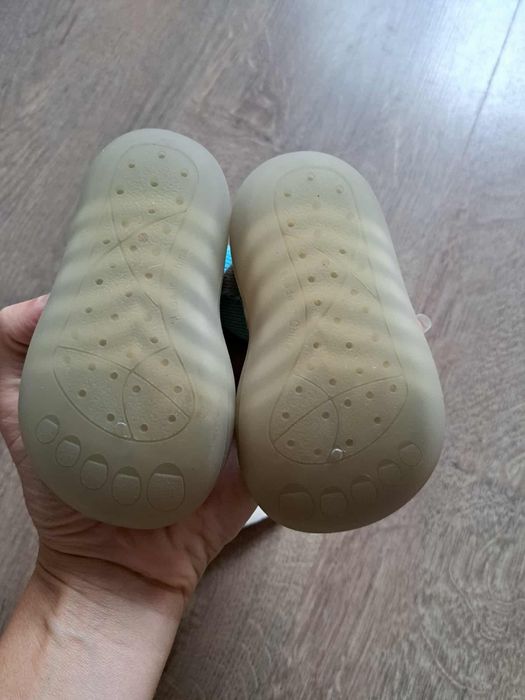 Детски боти/апрески 22 номер подарък пантофка чорап