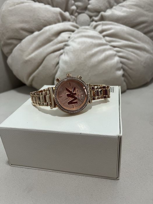 Ceas dama fossil autiu