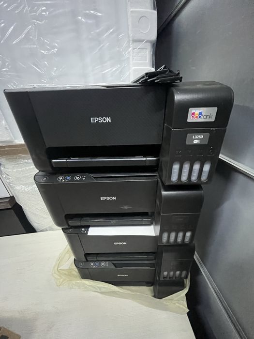 Продам мфу Epson