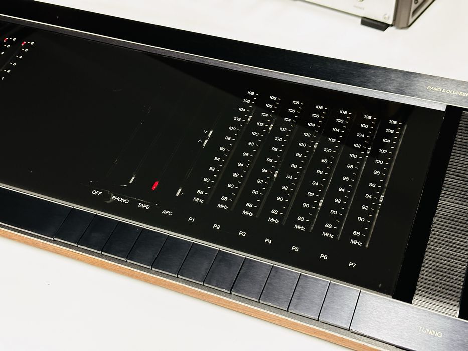 Amplificator/amplituner Bang&Olufsen Beomaster 1600,FM/AM,phono,Aux