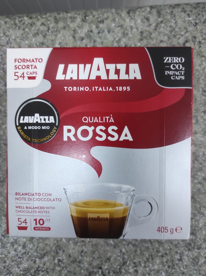 Vând cafea Lavazza capsule