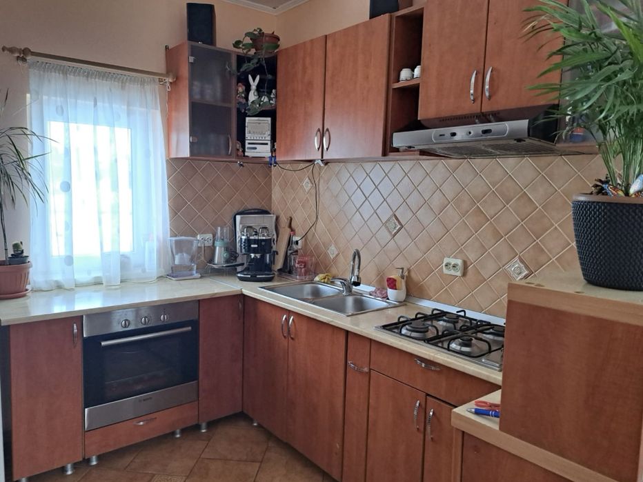 Mobilă de bucătărie