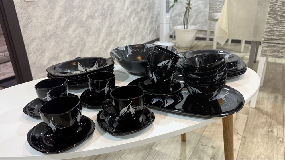 Продам сервиз Luminarc черный