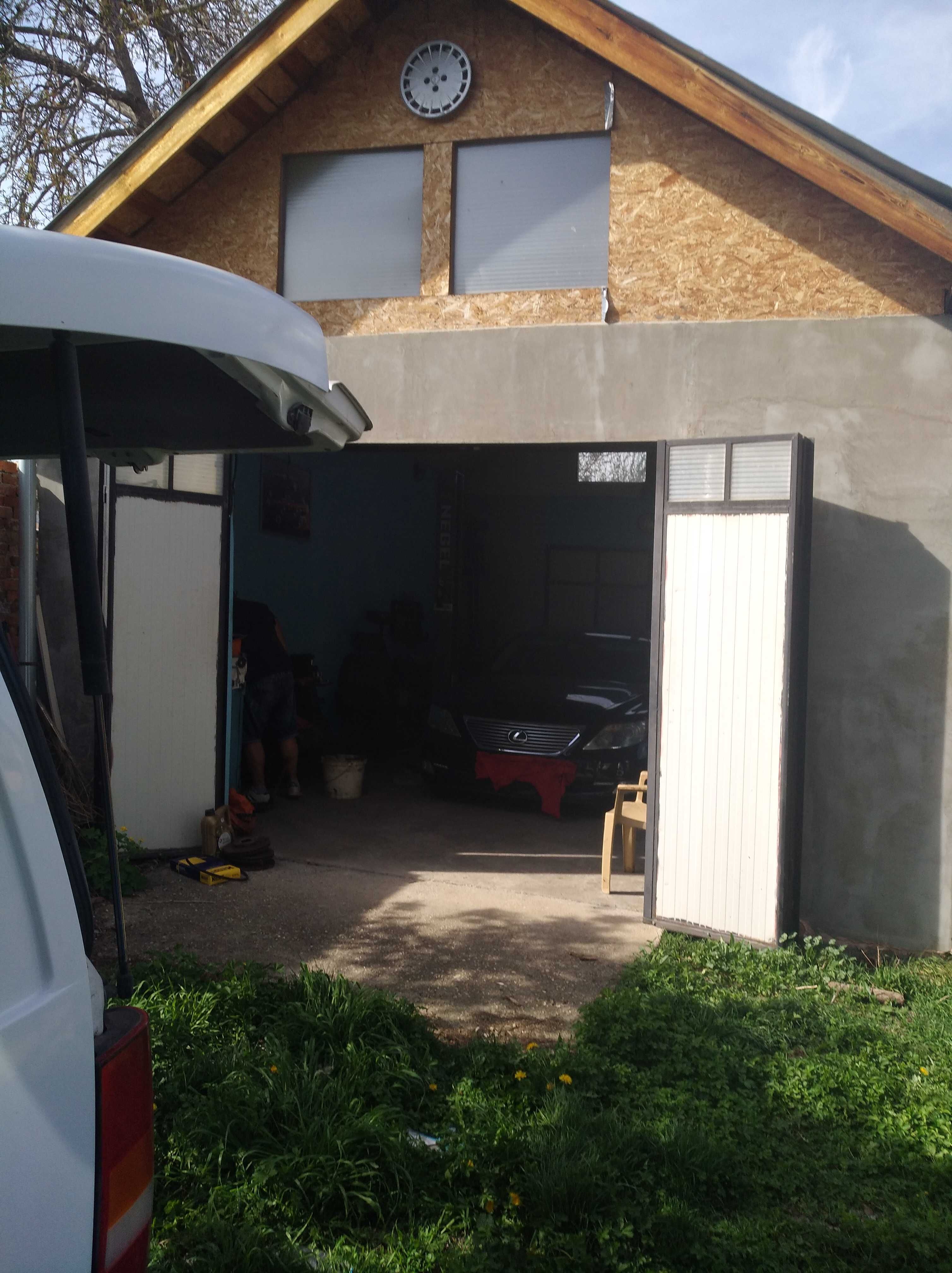 Хале за ремонт на автомобили в Нови Искър