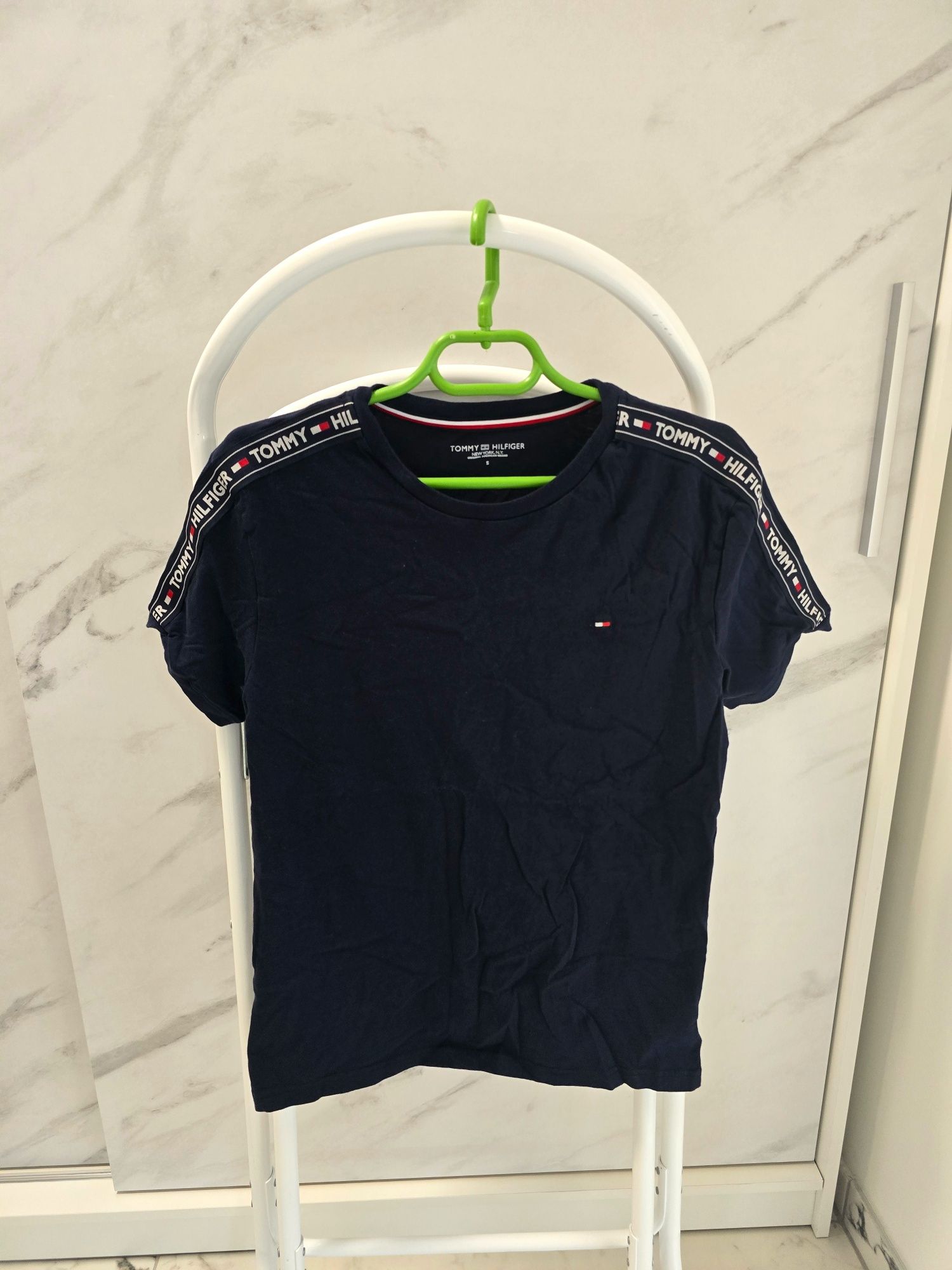 Тениски - Nike,Ellesse,SikSilk,Tommy Hilfiger