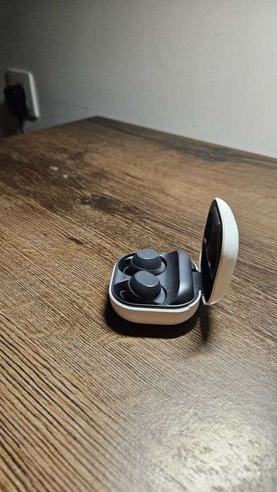 galaxy buds fe doar carcasa