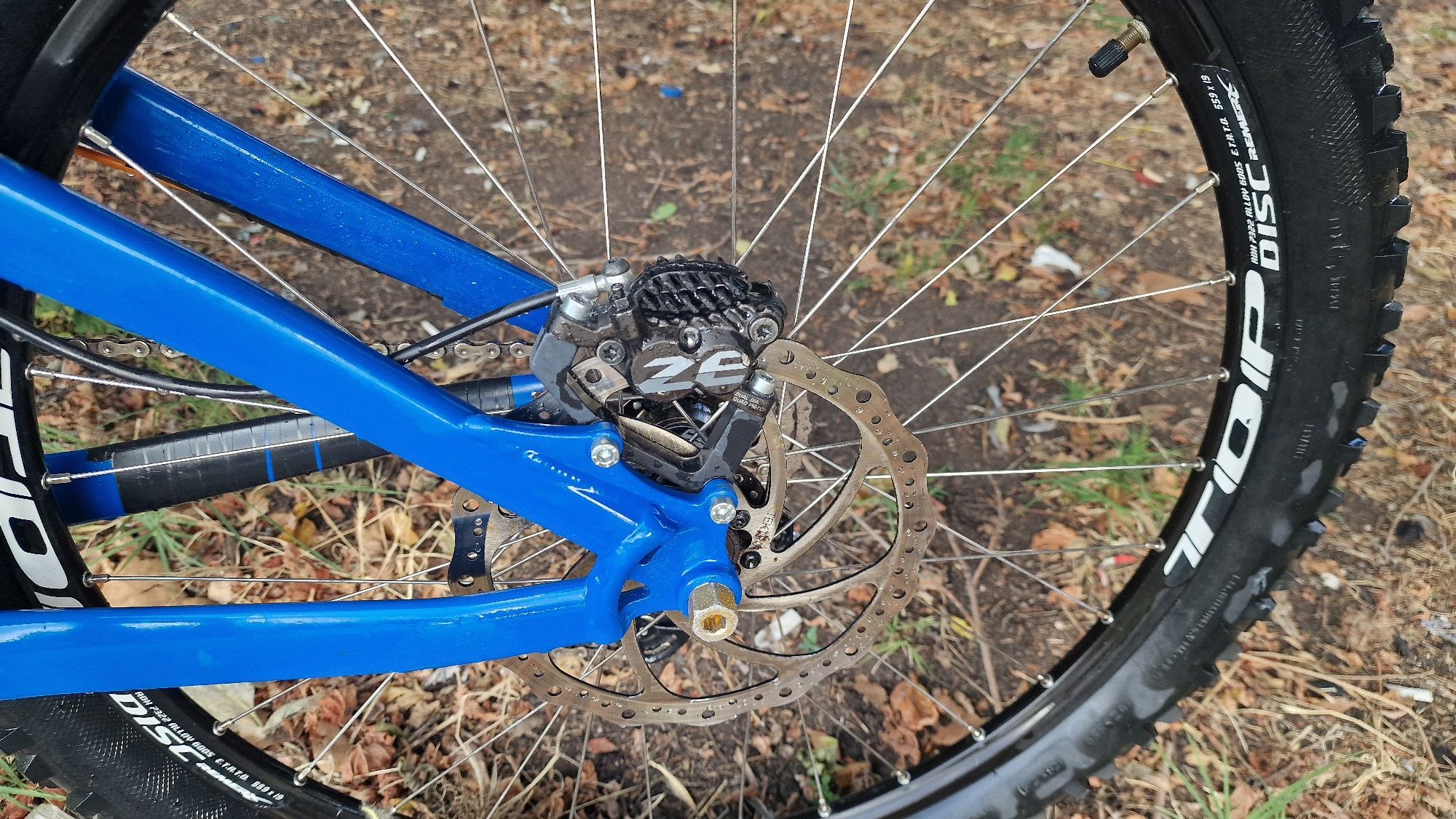 Giant glory 10 (ne demo 8, canyon, santa cruz)