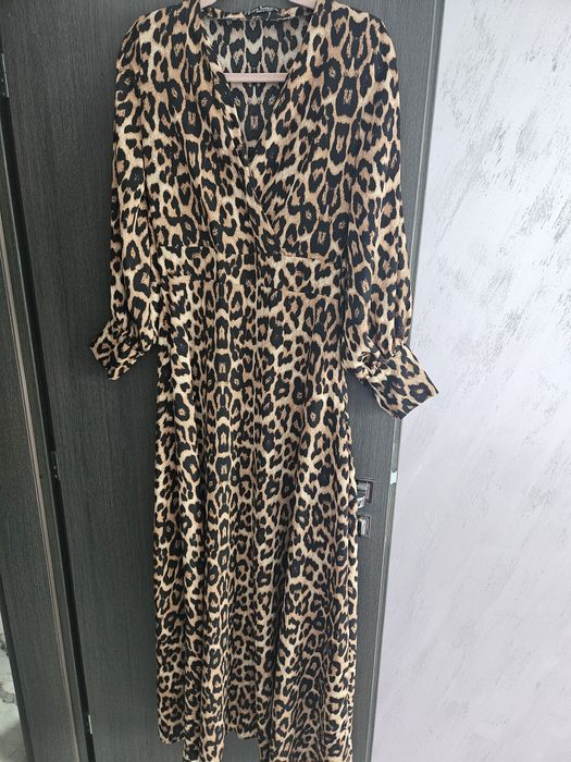 Дамска рокля М размер