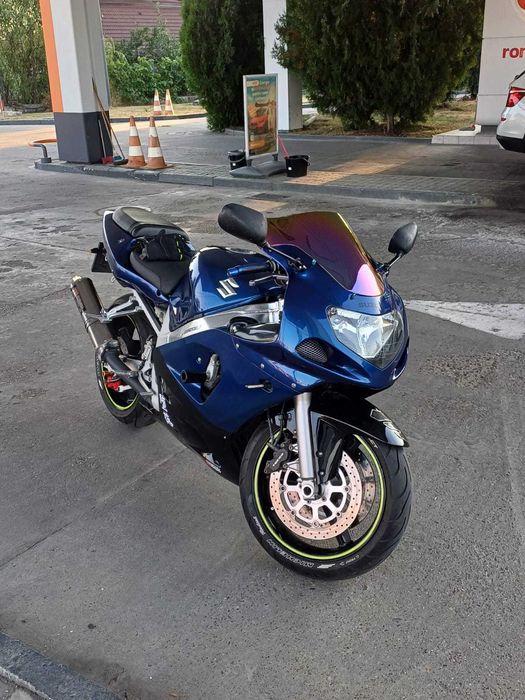 Suzuki gsxr 600r