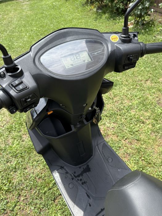 Se vinde scuter electric