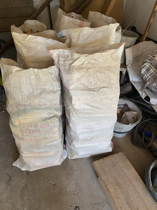 Дрова в мешках