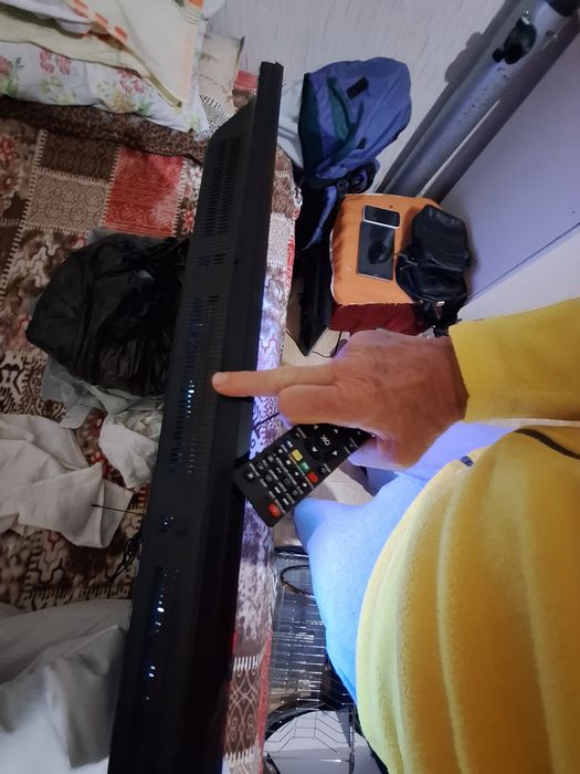 Телевизор Кроун  30