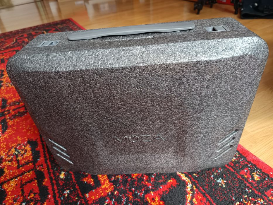 Vând stabilizator/gimbal Moza Air Cross 2 pentru DSLR