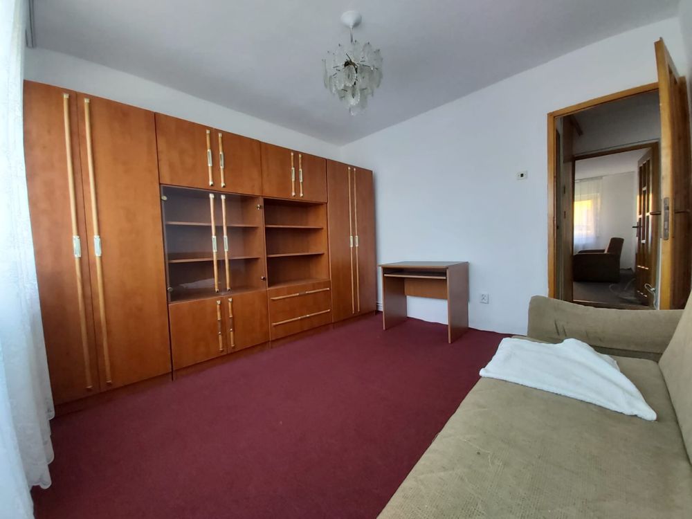 Inchiriez apartament 2 camere, etaj 1