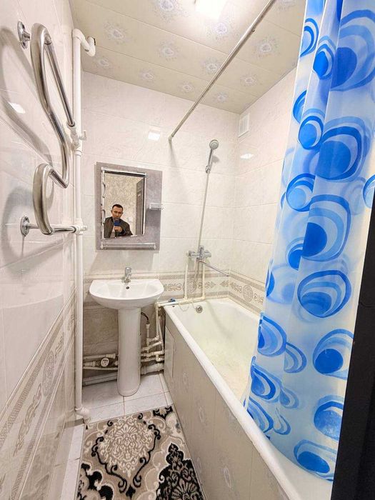 Продаётся 4х комн квартира на 4 этаже Ор-р Динамо Базарчик