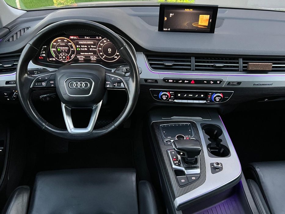 De vanzare Audi q7 Etron hybrid
