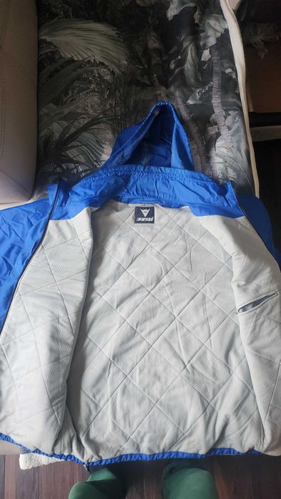 Продава се комплект дъждобран Dainese