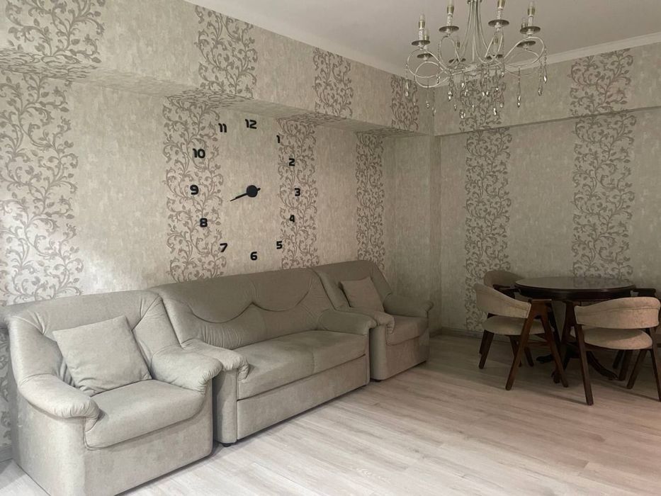 Продаётся 1в2 комнатная. Ц-7, ЦУМ