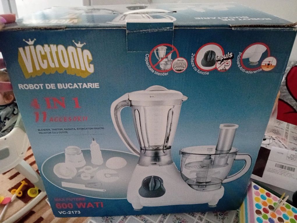 Robot de bucătărie