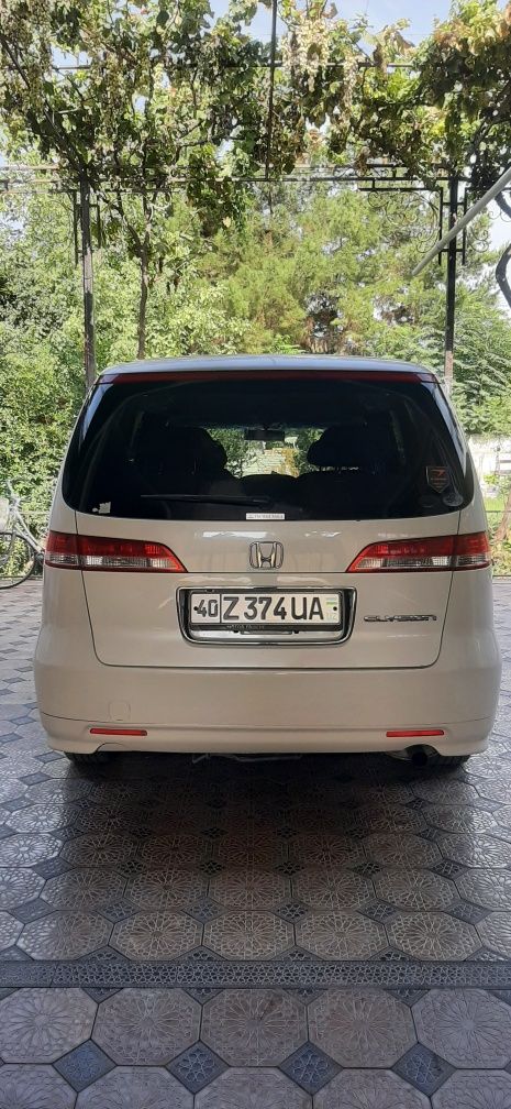 Honda Elision 2004