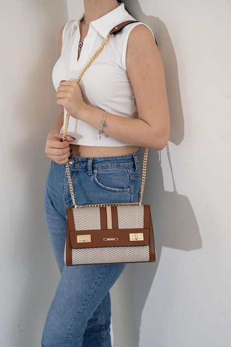 НОВО! ЛИКВИДАЦИЯ! Дамска чанта „Лора“ в кафяво и екрю