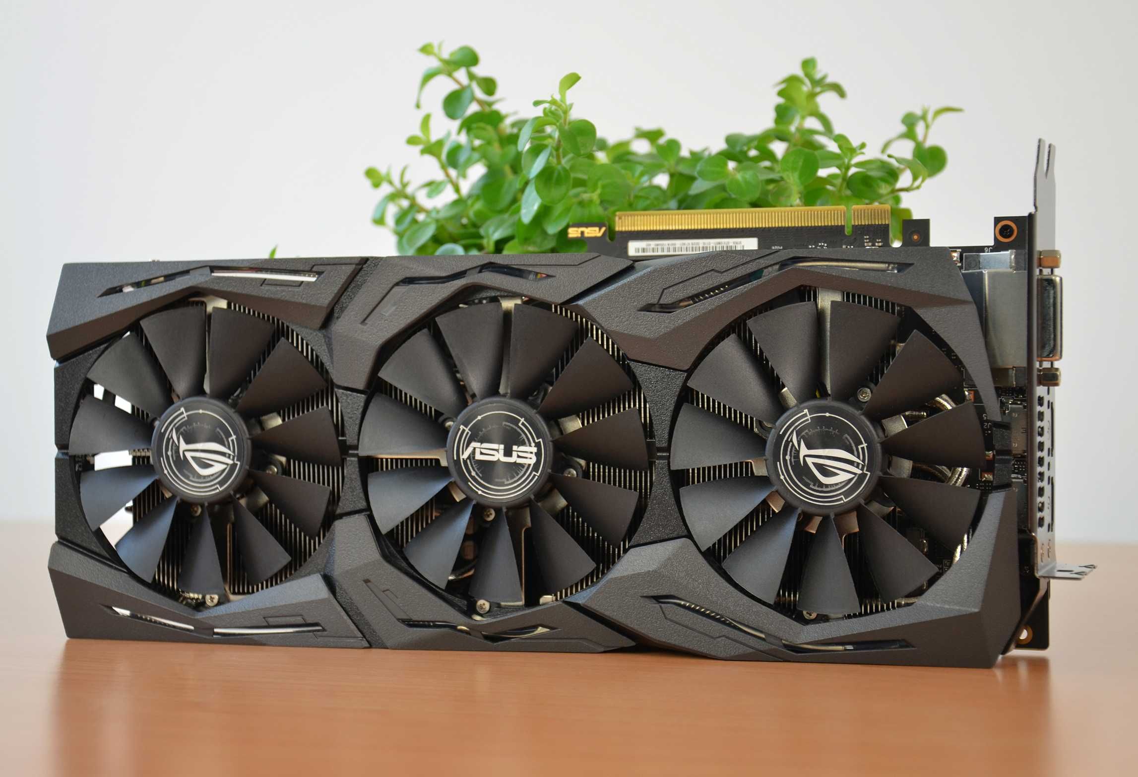 GTX 1080ti 11GB Asus ROQ OC edition Nvidia GeForce