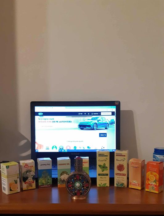 Uleiuri esentiale de par si fatza din egipt..