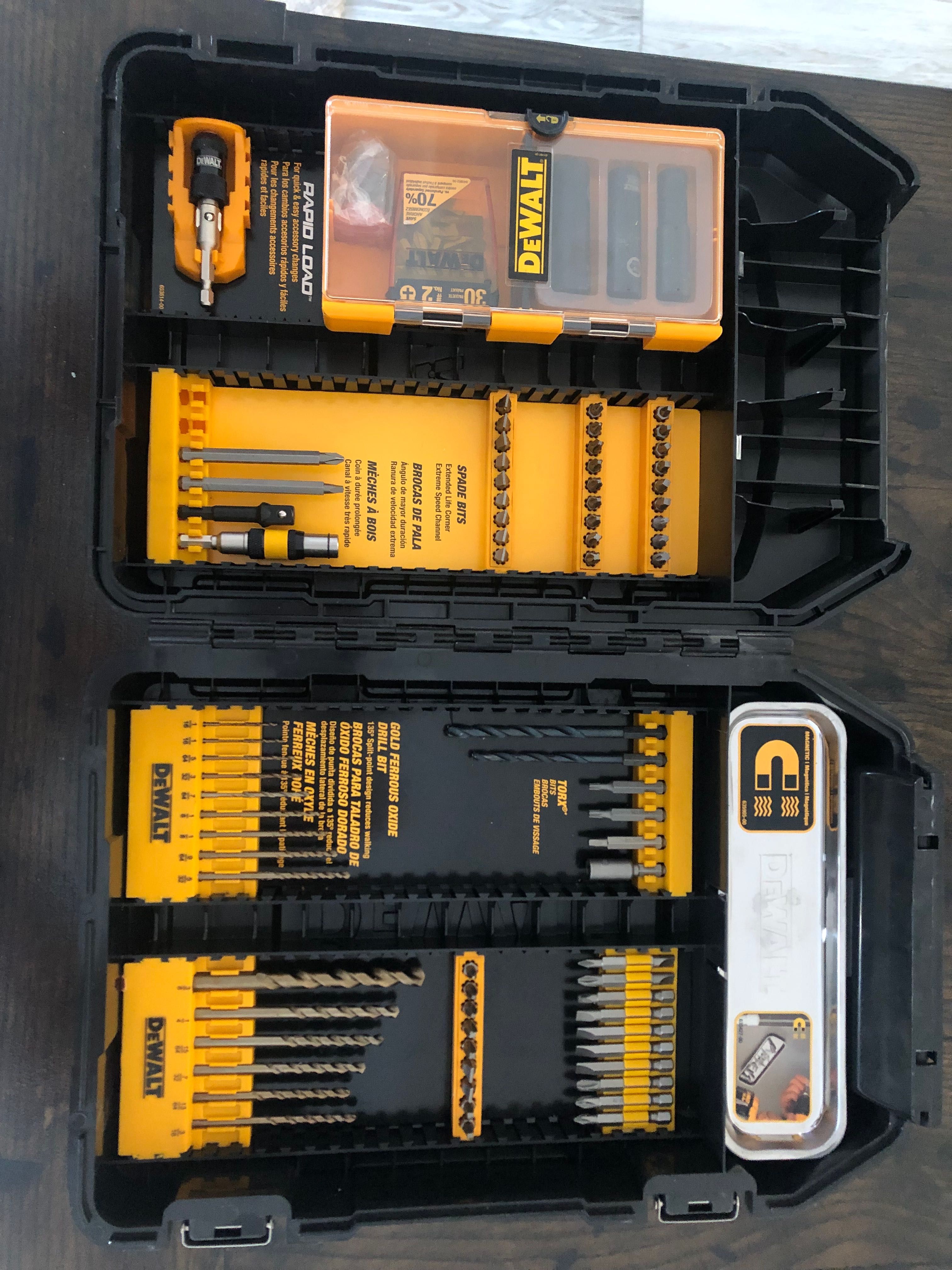DeWalt tools cutie cu accesorii