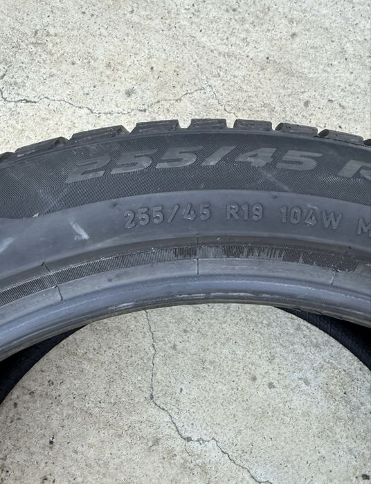 Anvelope de Iarna Pirelli Sottozero 3  255/45/19