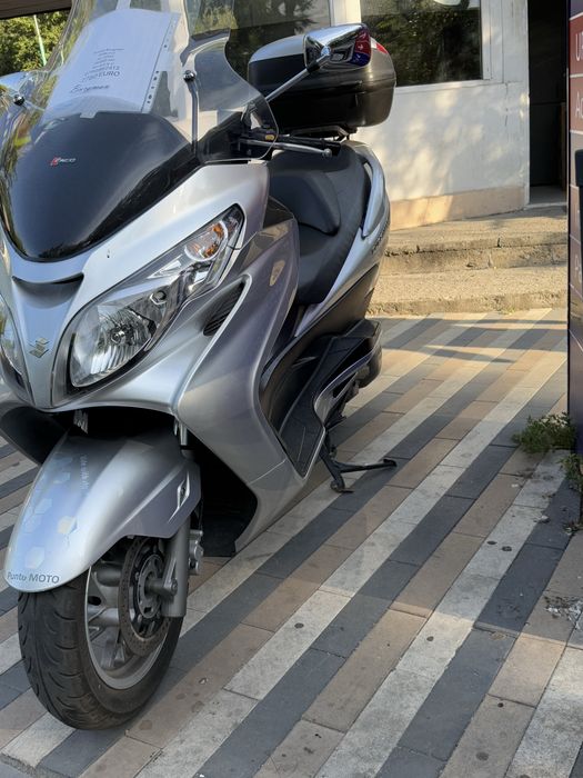 Suzuki Burgman 400 Vand sau Schimb