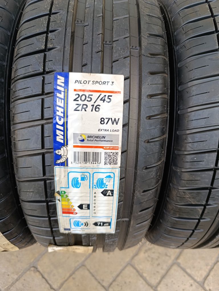 Летни гуми Michelin 205/45/16 Pilot sport 4S