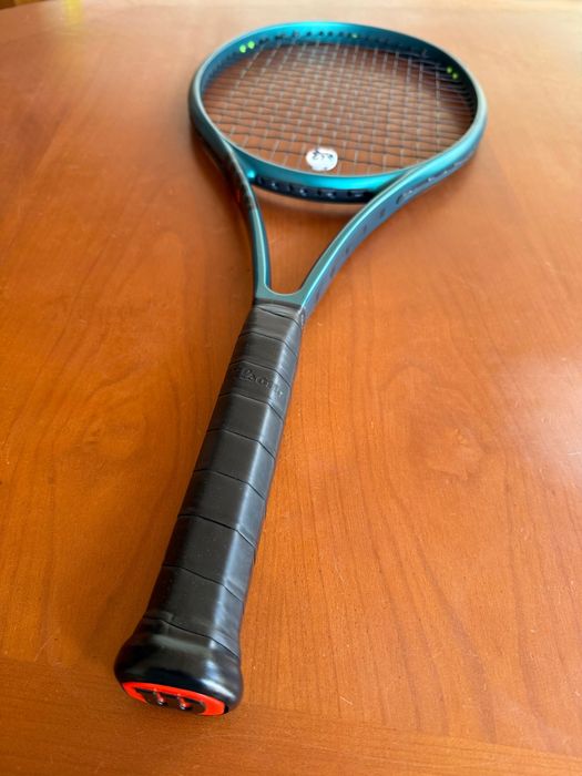 Професионална тенис ракета "Wilson Ultra 100 inch, 16/19, 285g, Grip 2