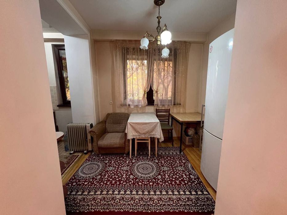 Квартира на метро Ойбек 4/3/4 общ пл 90м с обстановкой