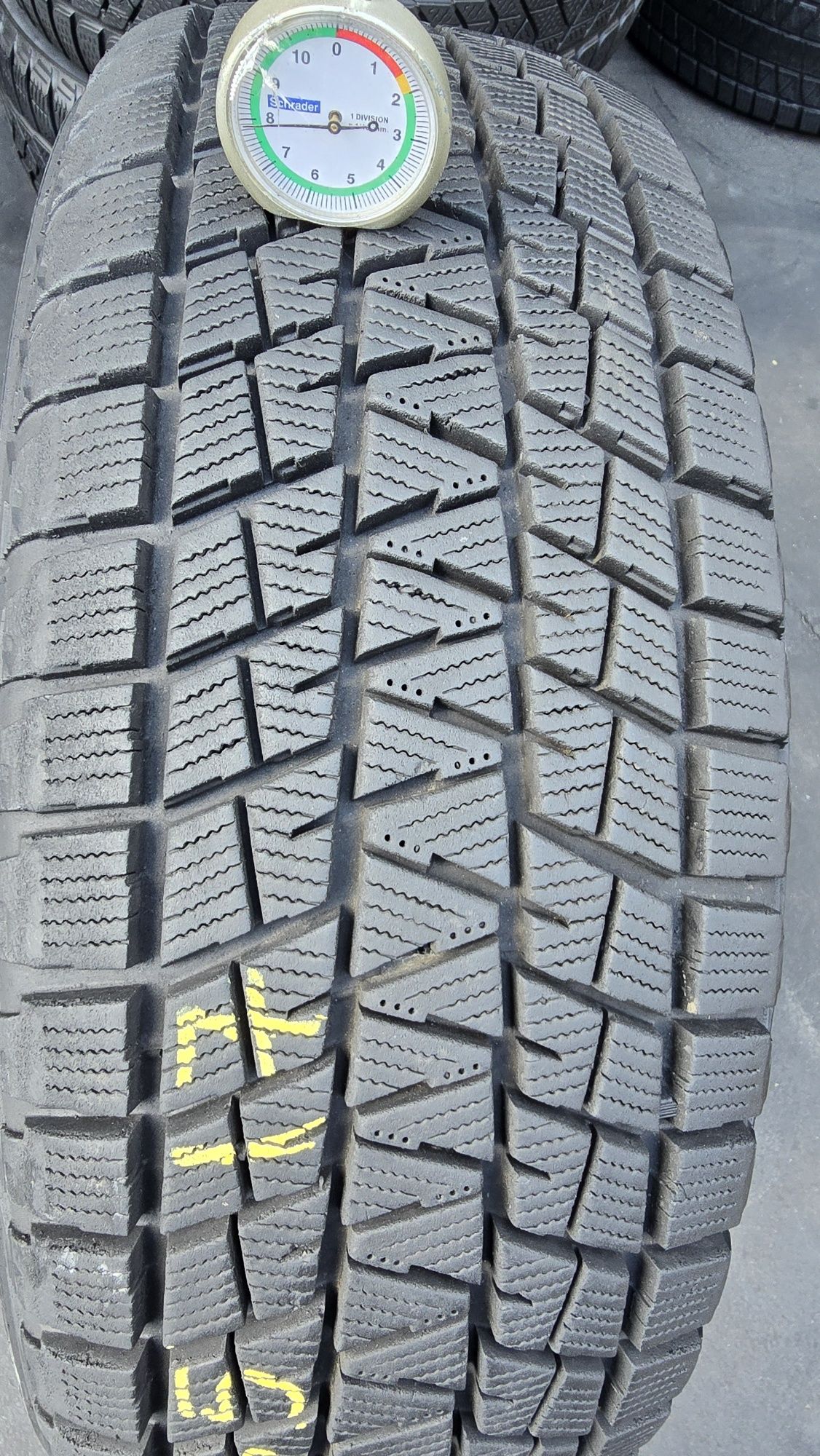 2 anvelope iarnă Bridgestone 225/65/17 - transport gratuit