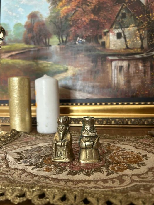 A193 Set 2 sfesnice superbe de bronz masiv mici 183g 6 cm inaltime