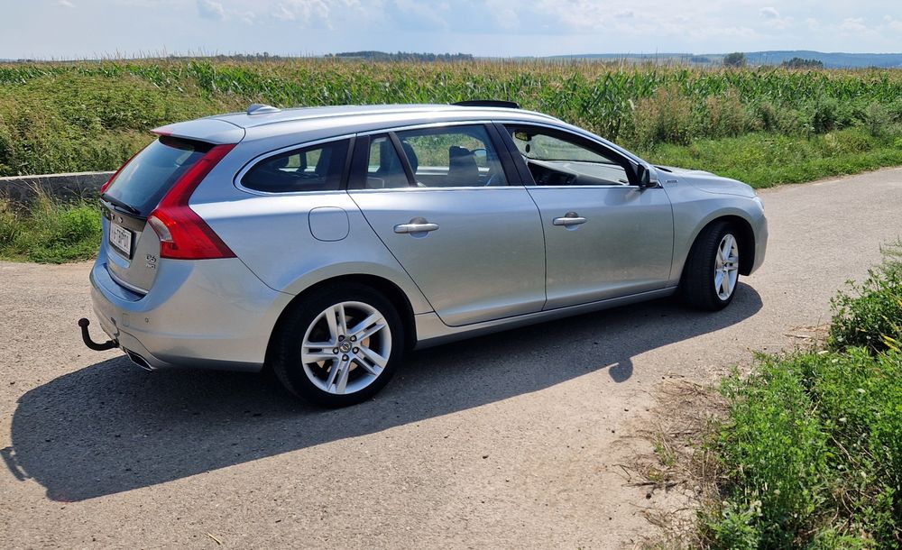 Volvo v60 plug in hybrid