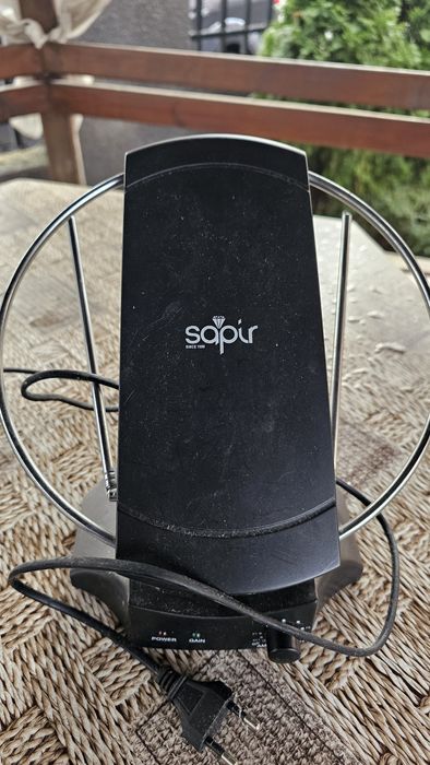 Цифров приемник Strong,Neo и антена Sapir