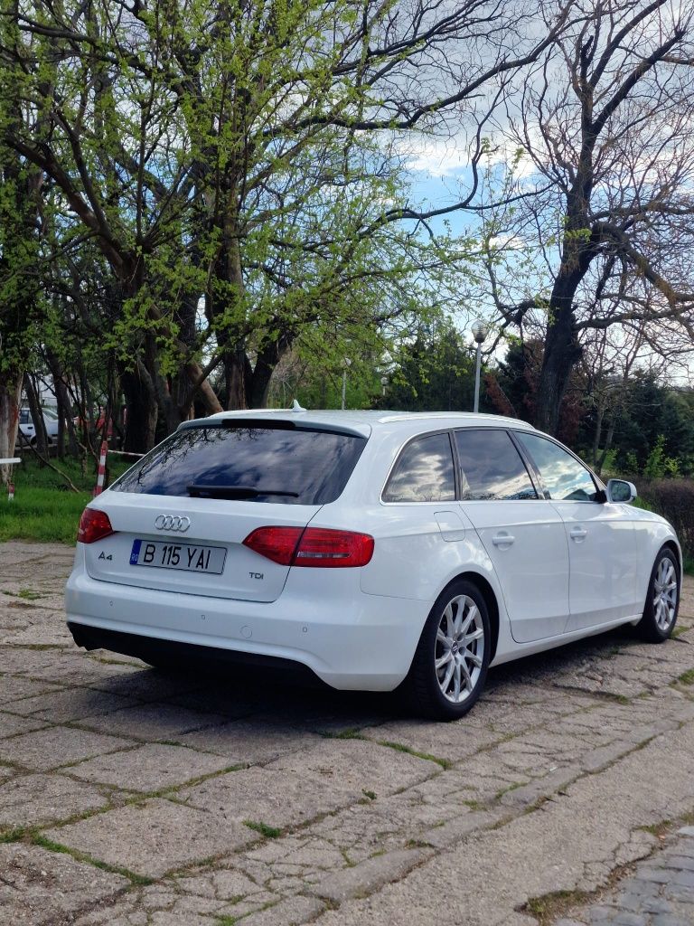 Audi A4 B8 Avant