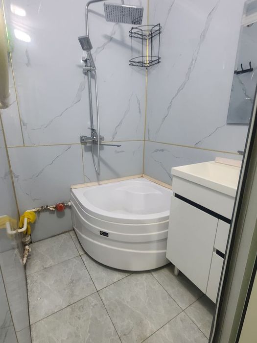 Сотилади Чилонзор 25 квартал 2 хонали