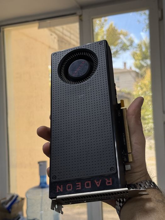 Продам видеткарту AMD Radeon RX480 4GB