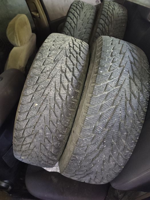 Продам зимние шины диаметр 15