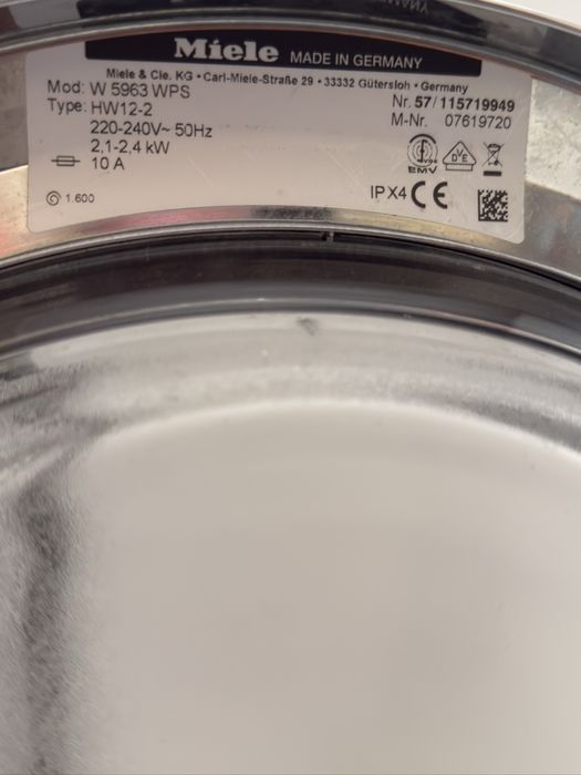 MIELE - пералня  7кг./1600 об/м  и сушилня 7кг. с термопомпа