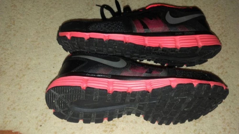 Asidasi Nike originali nr.38, model nou, ca noi!