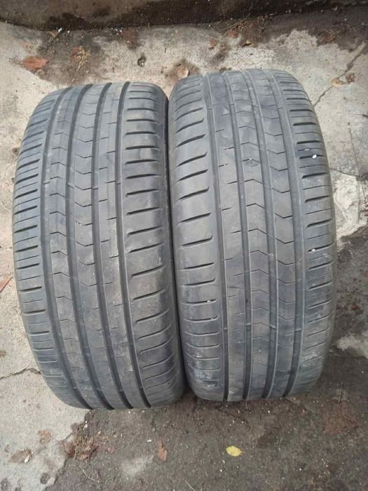 Продавам 2 гуми Vredestein Ultrac Satin 17