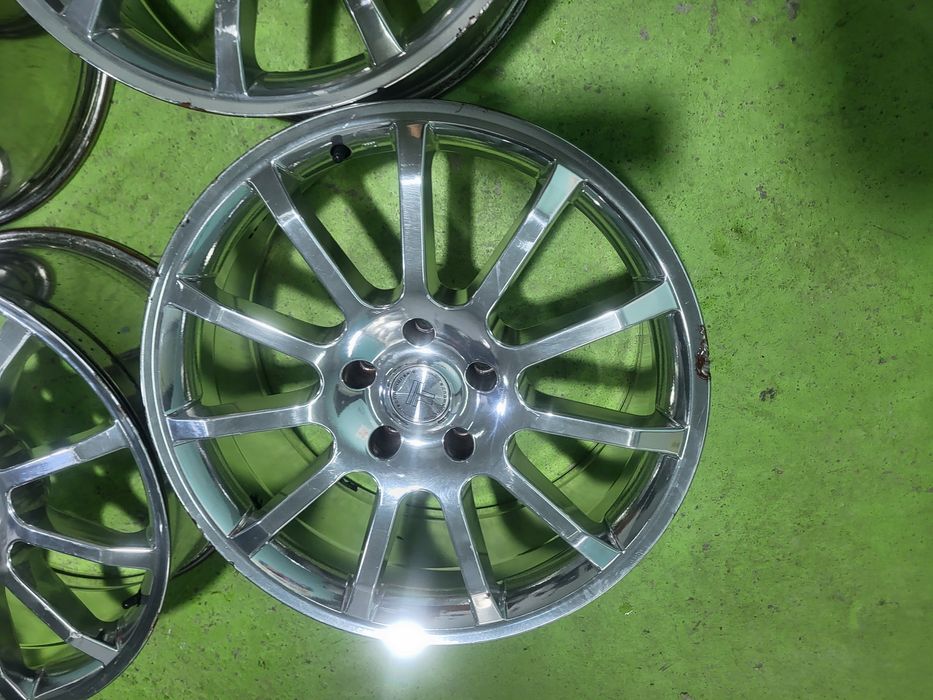 20 5x127 Jeep лети джанти 5х127